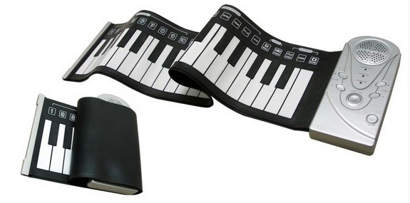 Có nên mua piano cuộn không?