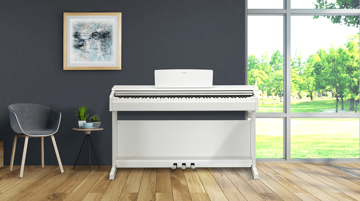 Tại sao nên mua đàn piano điện cho bé?