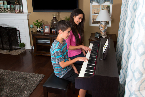 Có thể tự học đàn Piano được không và học như thế nào thì mau có hiệu quả?
