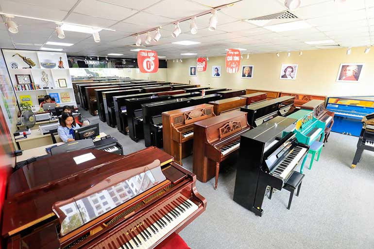 Có nên mua đàn Piano cơ giá rẻ hay không?
