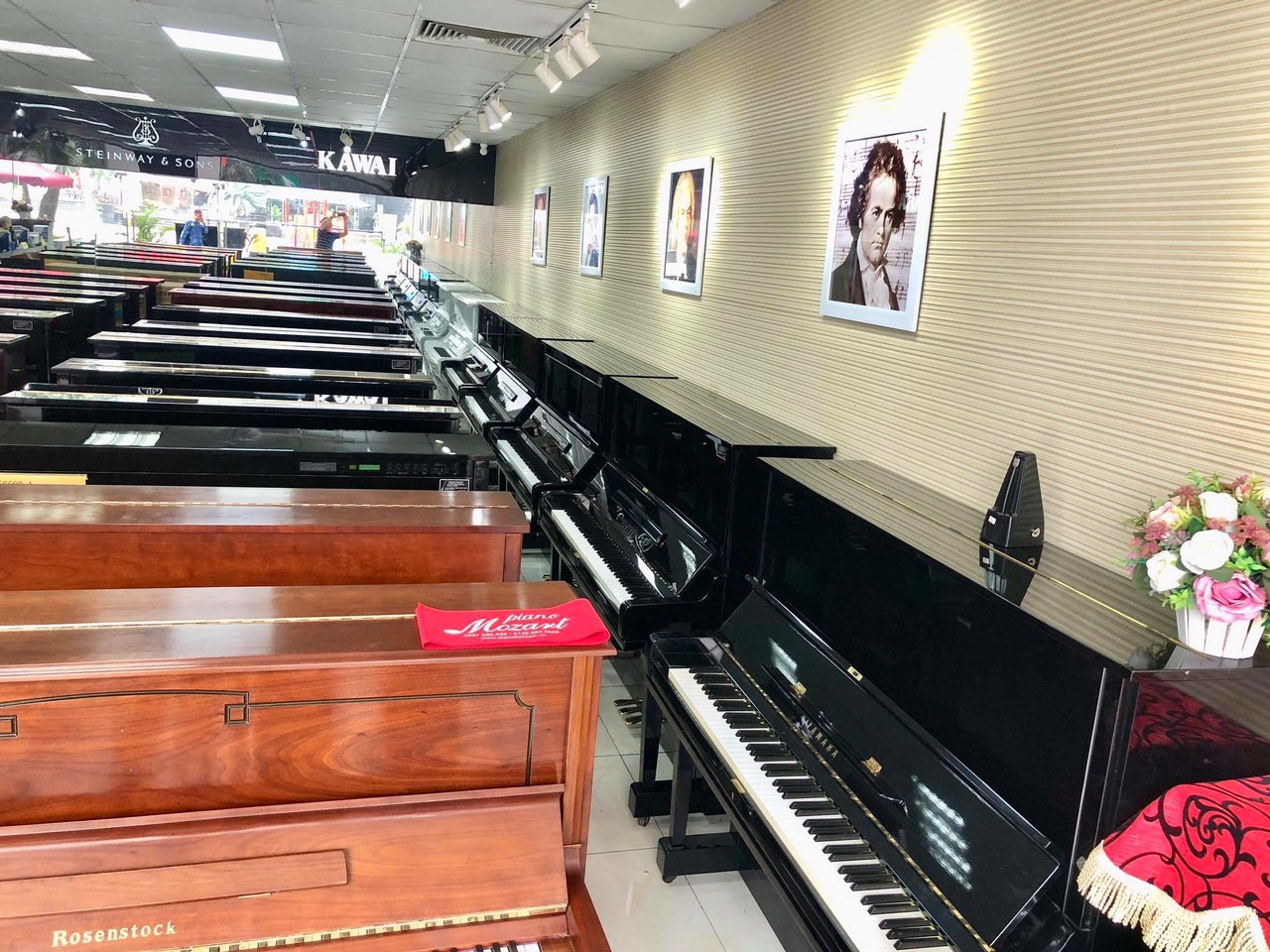 Mua đàn piano cơ giá rẻ ở đâu?