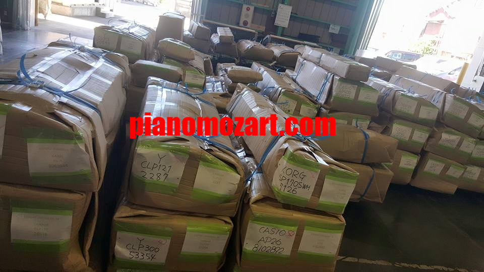 DANH SÁCH VÀ HÌNH ẢNH LÔ ĐÀN PIANO ĐIỆN CONTAINER 126 VỀ 30 THÁNG 8/2015