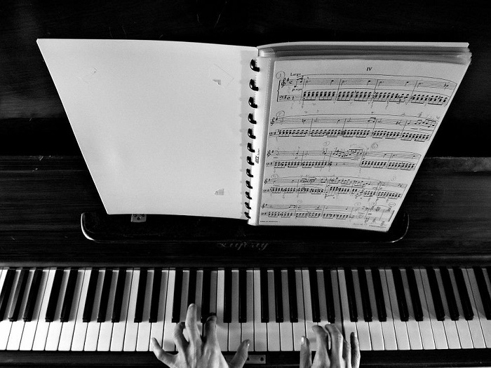Những bước đầu tiên trong việc học đàn piano bạn nên biết