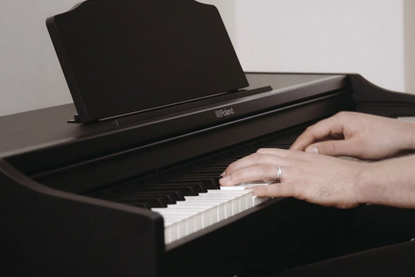Tìm hiểu các dòng Piano điện Roland và những tính năng nổi bật