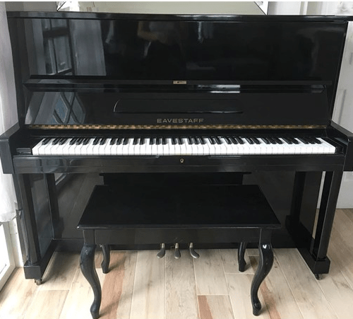 PIANO EAVESTAFF