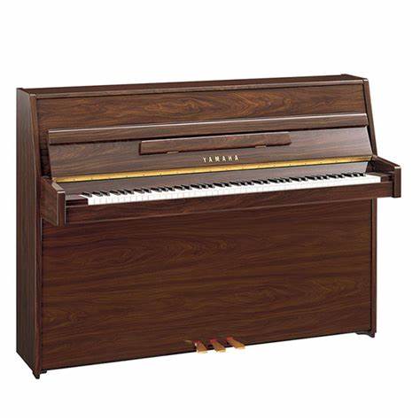 PIANO YAMAHA MC101