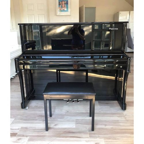 PIANO MOUTRIE