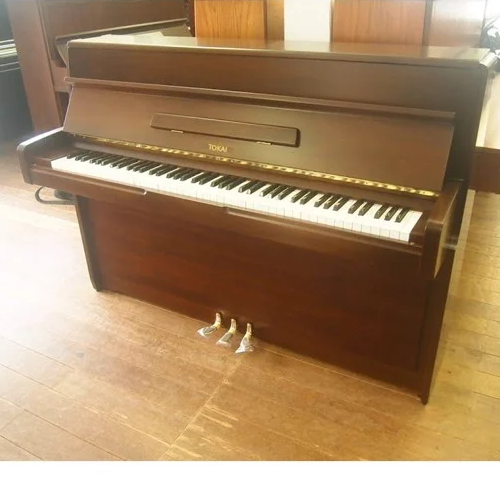 PIANO TOKAI C